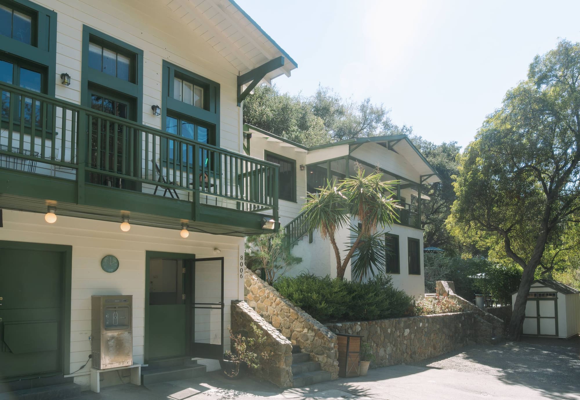 Arrival at the Breathe Life Healing Centers entrance
